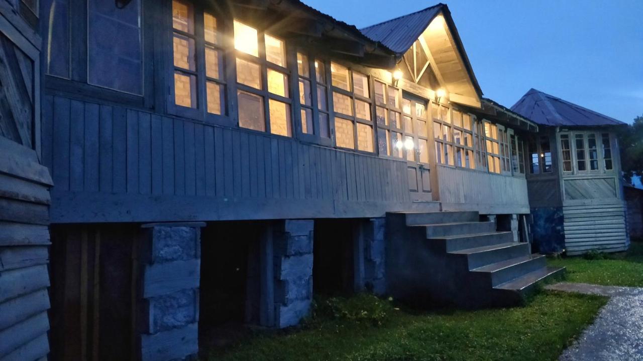 Black Bear Cottage Khajjiar Ngoại thất bức ảnh