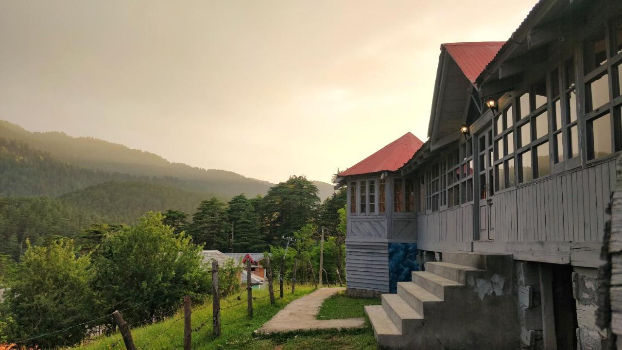 Black Bear Cottage Khajjiar Ngoại thất bức ảnh