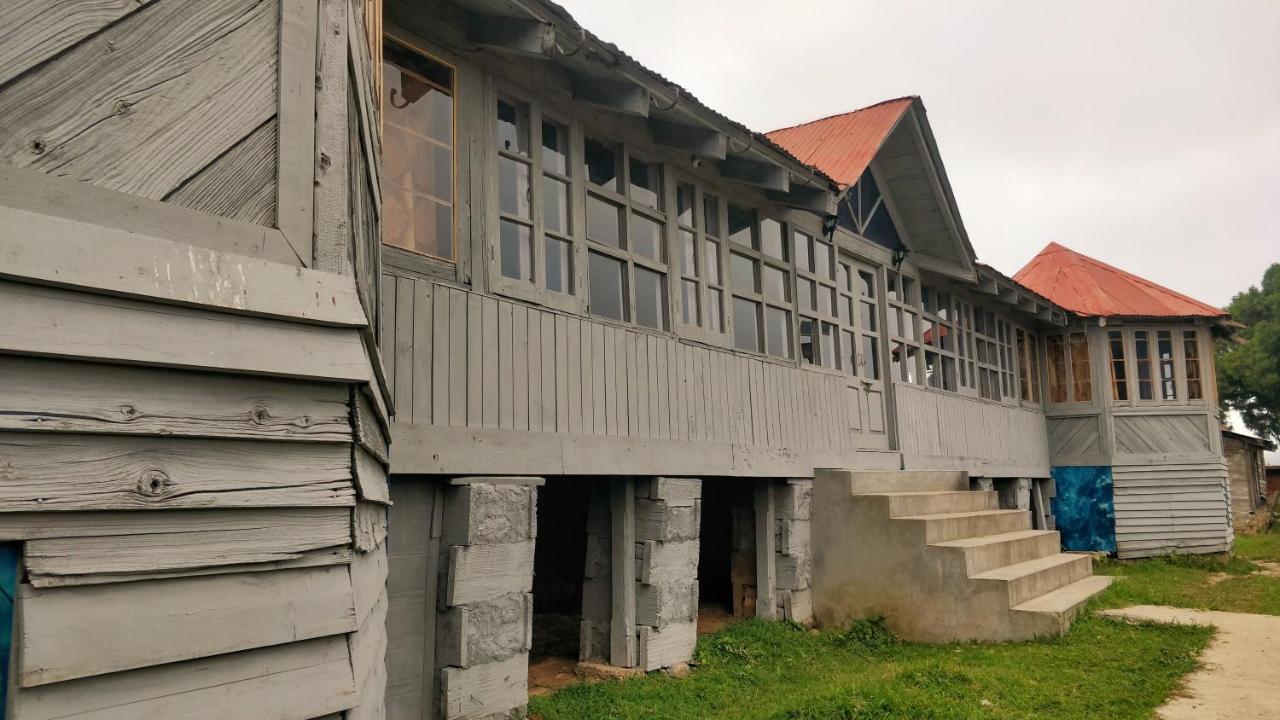 Black Bear Cottage Khajjiar Ngoại thất bức ảnh