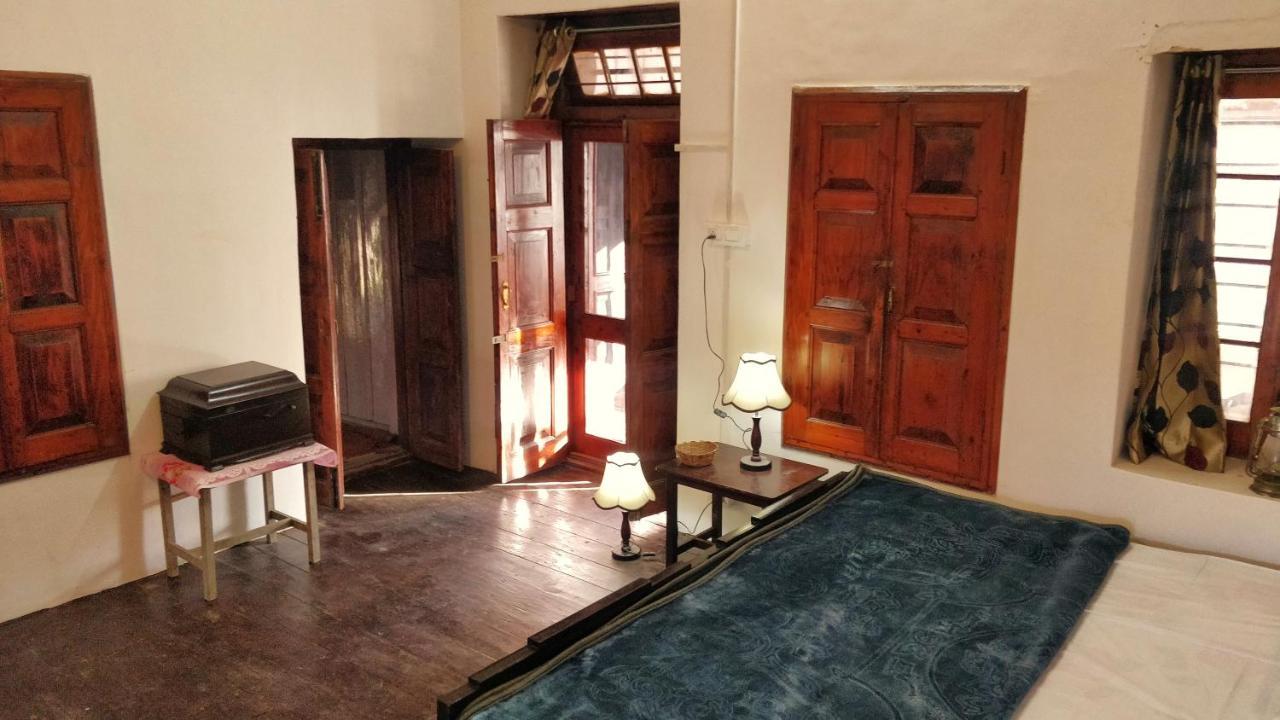 Black Bear Cottage Khajjiar Ngoại thất bức ảnh
