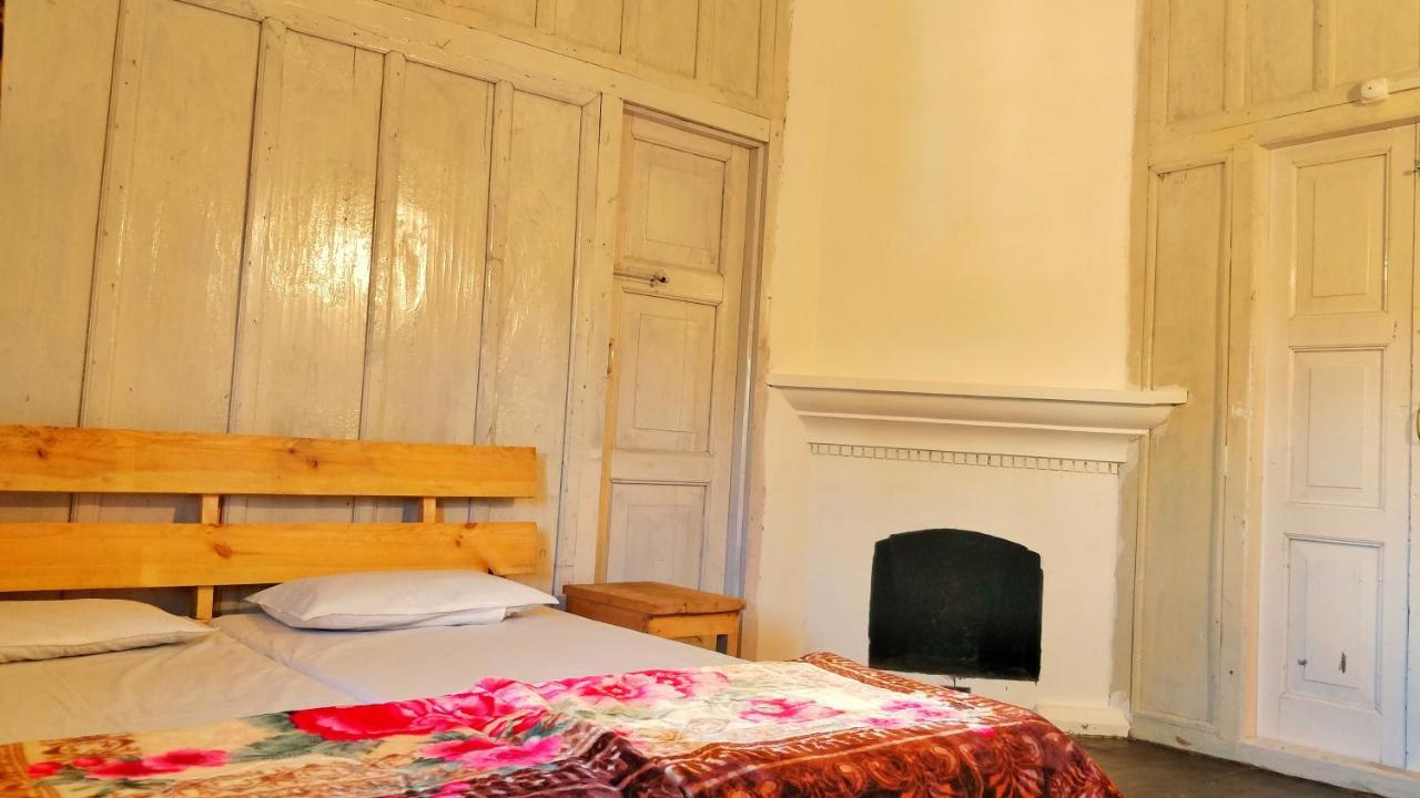 Black Bear Cottage Khajjiar Ngoại thất bức ảnh